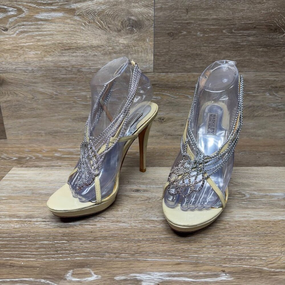 Badgley Mischka Cream Leather Silver Chain Accent Stilettos Women's Size 8